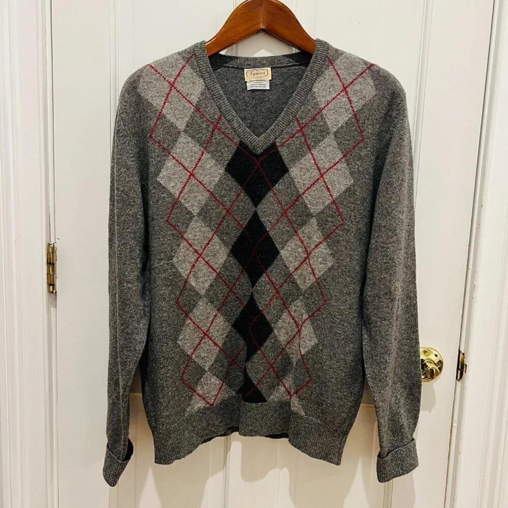 Vintage Men's Size Large Gray Lambswool Wool Angora Argyle V-Neck Pullover